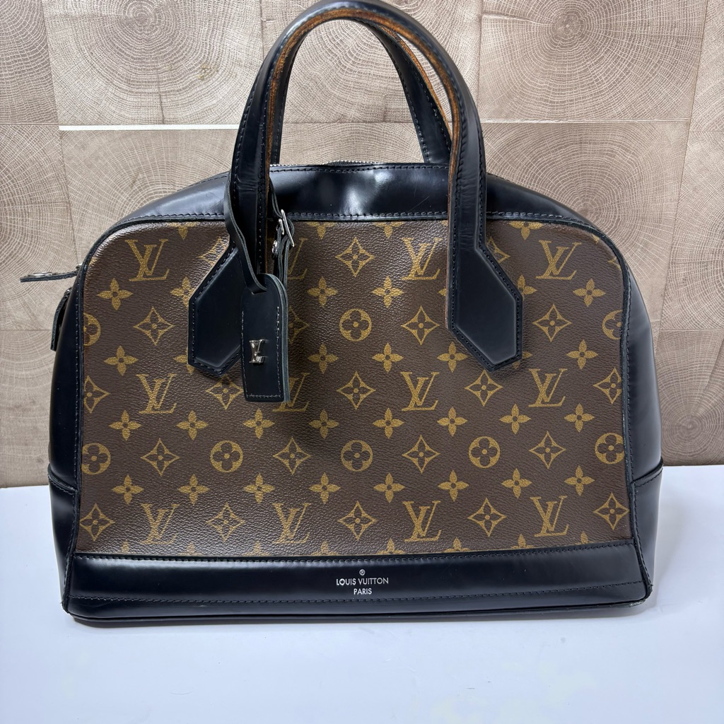 Louis Vuitton Dora Mm Monogram Lv Shoulder Bag Strap Black Speedy Satchel Tote